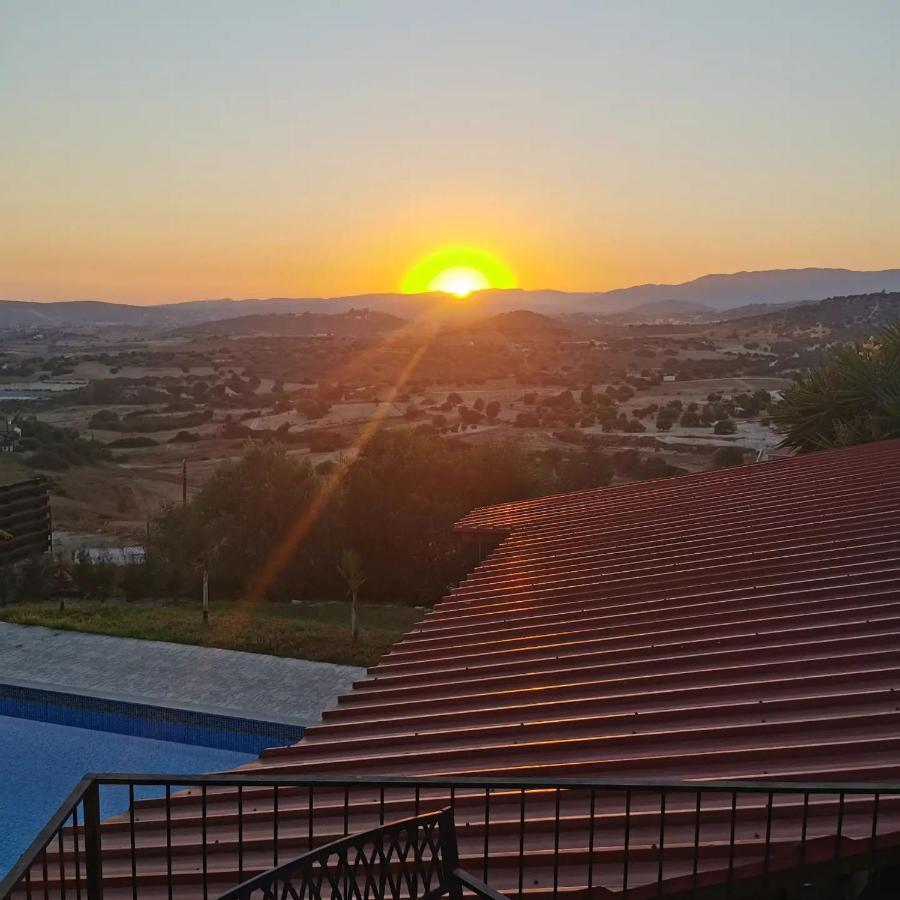 Sunset Retreat Cyprus Apartment Pentakomo Luaran gambar